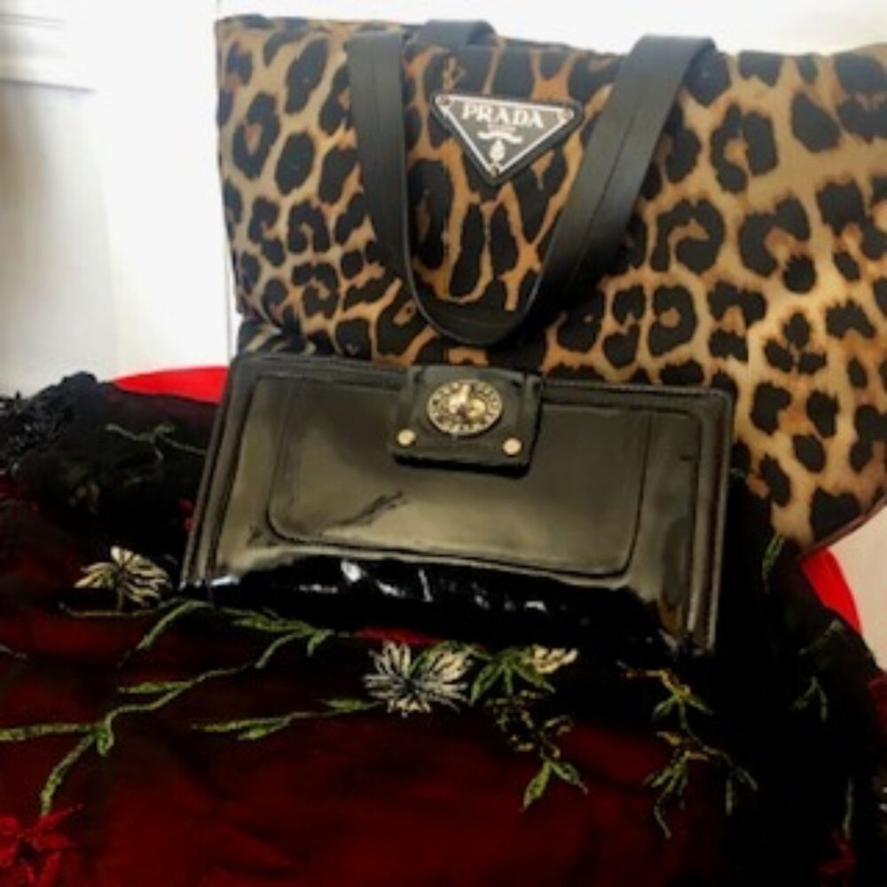 Marc by Marc Jacobs Black Patent Wallet